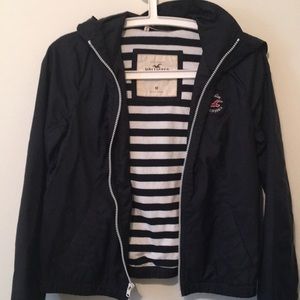 🚫🚫 Hollister rain jacket! 🚫🚫SOLD!